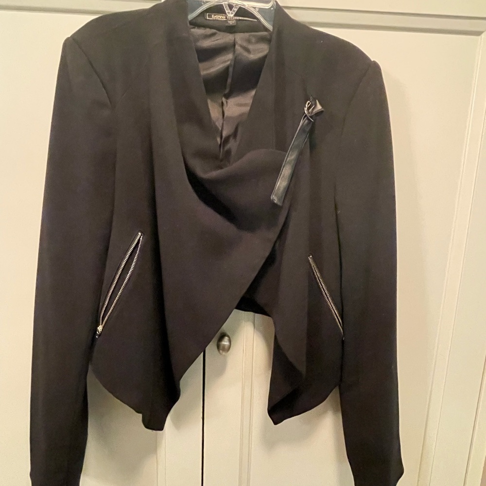 Love stitch black blazer